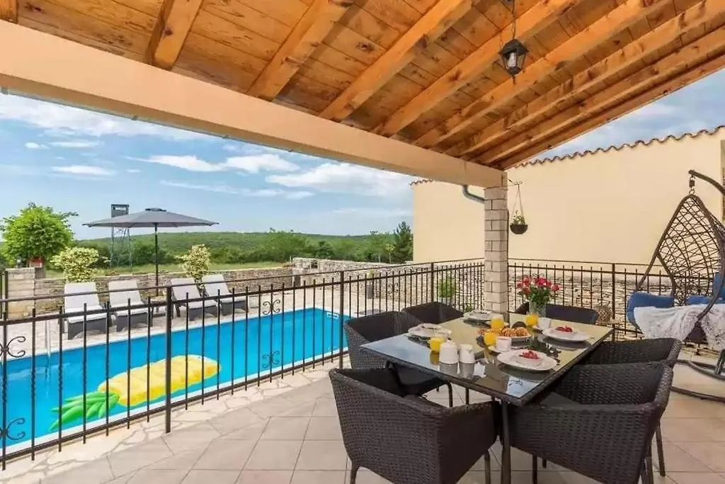 Family Friendly House With A Swimming Pool Kanfanar, Central Istria - Sredisnja Istra - 24042 Hébergement de vacances